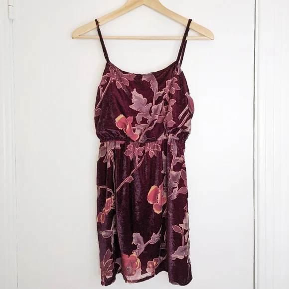 Honey Belle velvet burnout floral mini dress - Picture 7 of 10